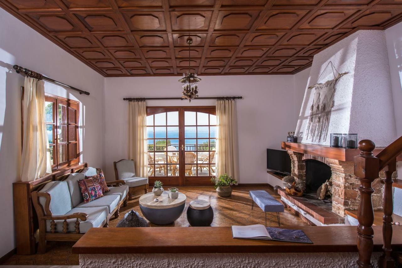 Helidoni Hill Seaview Family Villa Palaiokastro  ภายนอก รูปภาพ